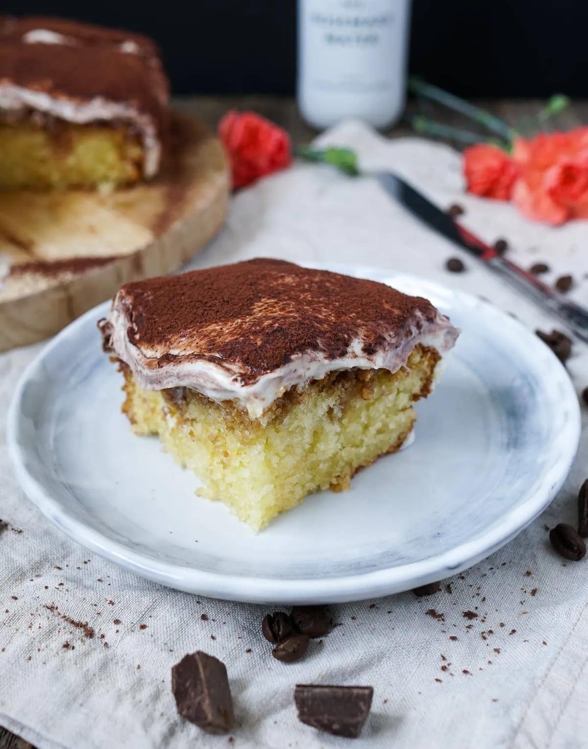 Saftiger Tiramisu-Kuchen mit Espresso und Mascarpone-Creme | Was is ...