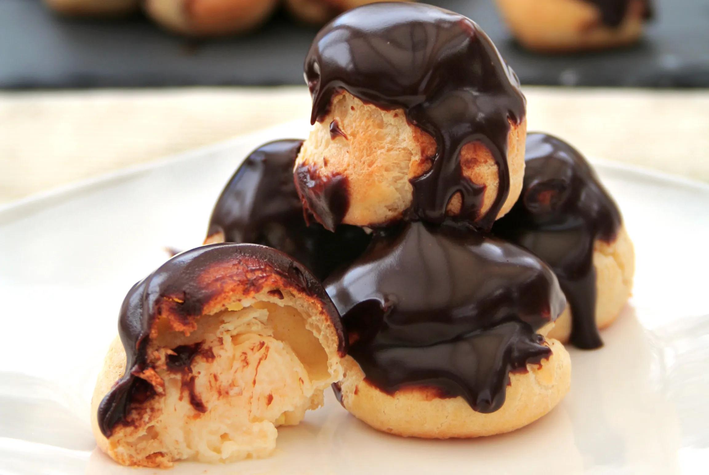 Profiteroles with Warm Chocolate Sauce |Giraffes Can Bake