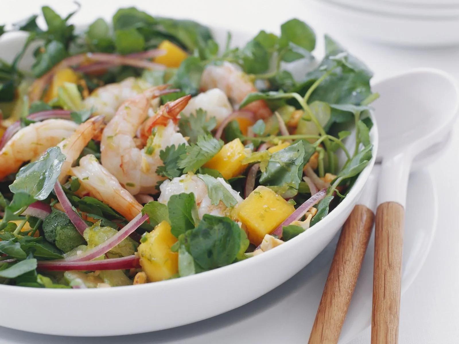 Shrimps-Mango-Salat mit Koriander - smarter - Zeit: 25 Min ...