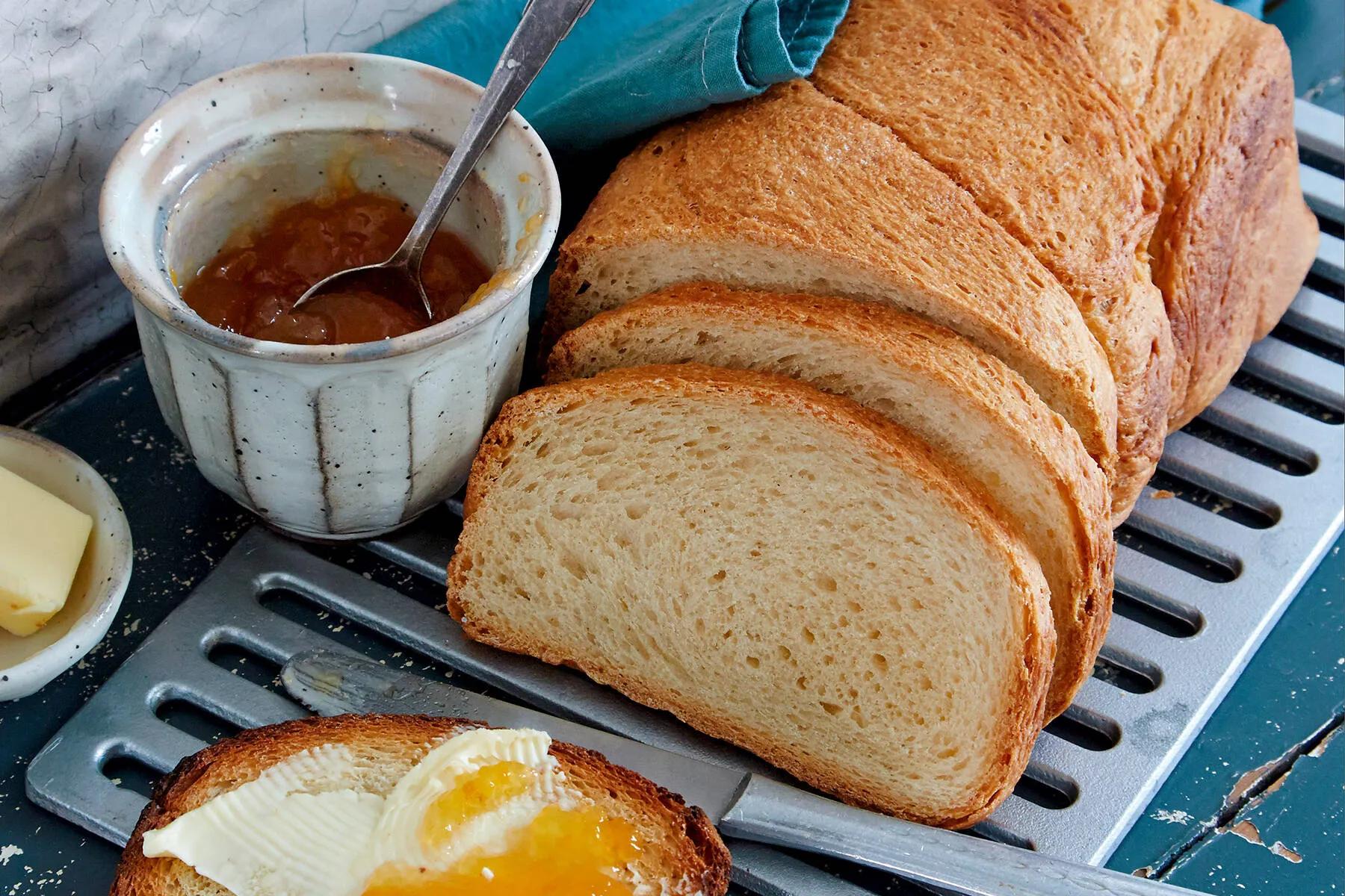 Toastbrot mit Sauerteig Rezept | Küchengötter