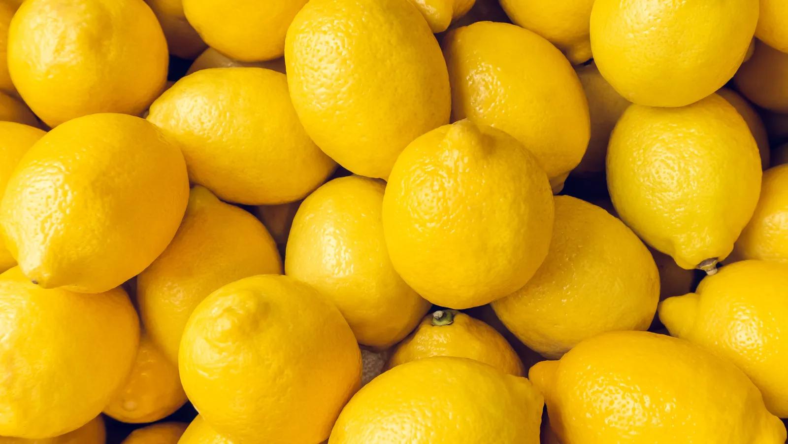 The Absolute Best Ways To Keep Lemons Fresh