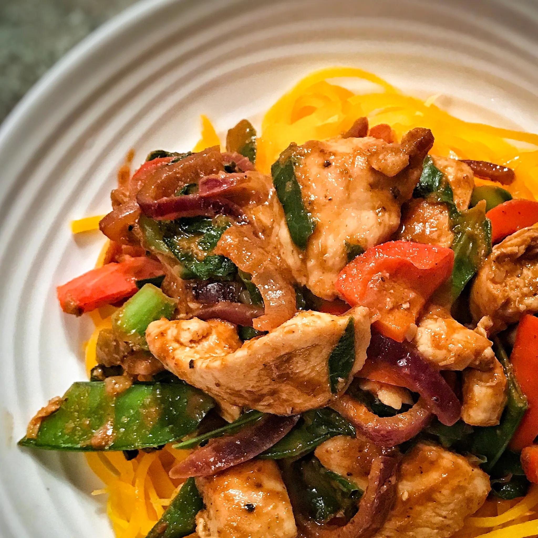 Malaysian Chicken Satay Stir Fry – 3sp – Skinny Kitchen Secrets