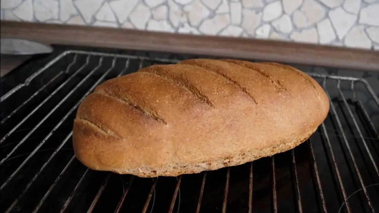 Brot schnell und einfach selbermachen - YouTube