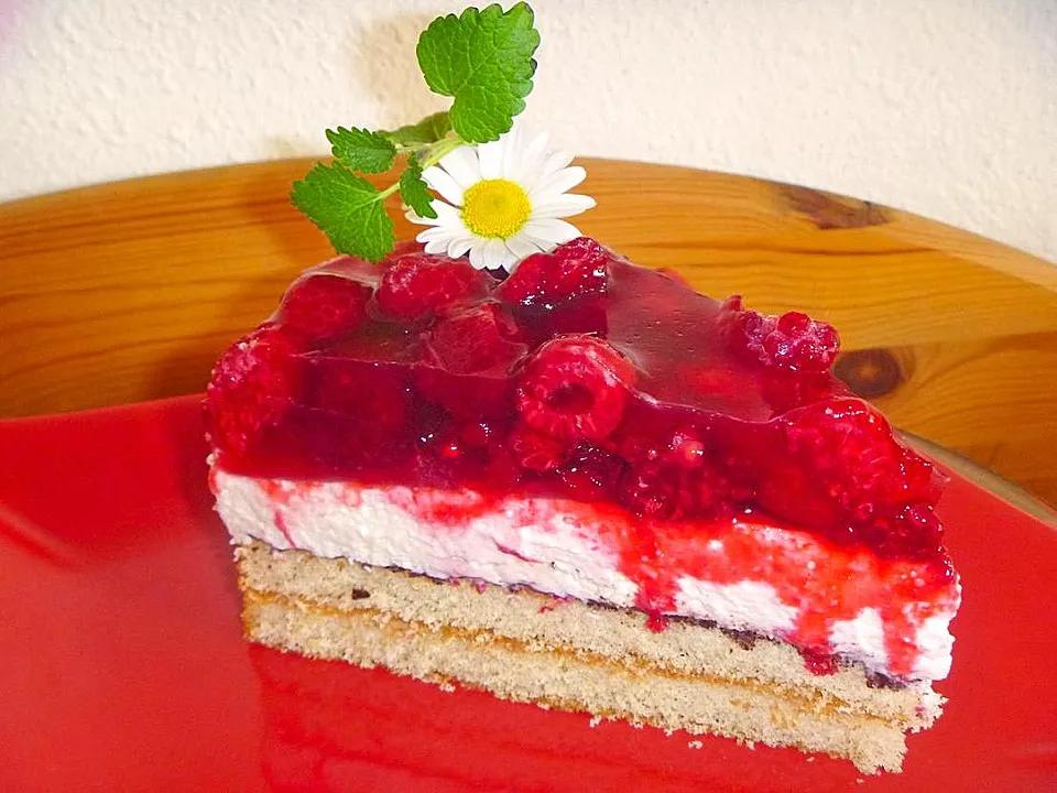 Frische Himbeertorte mit Schmand von BärbelW | Chefkoch.de