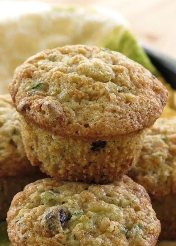 Zucchini Muffins Get a Healthy Makeover! - The Dinner-Mom