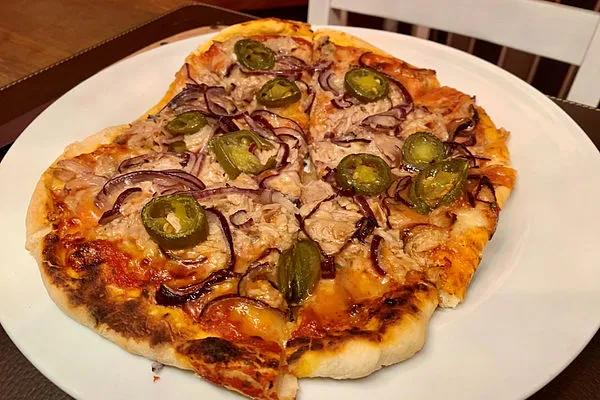 Pizza Thunfisch - Tonno Cipolla von Teddy01969 | Chefkoch