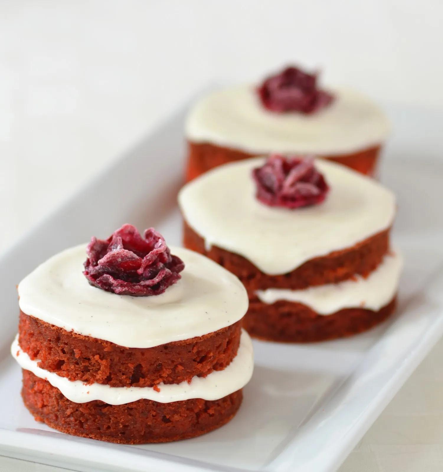 Beet Mini Cakes (Daring Bakers&amp;#39; Challenge) | Building Buttercream