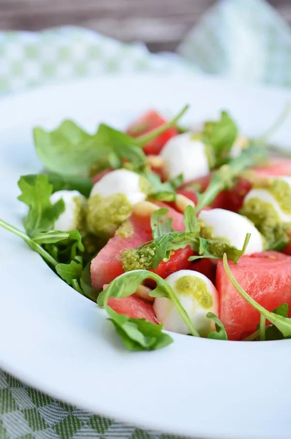 Kulinarisches | Ab auf den Balkon! Mit Melonen-Mozarella-Salat und ...
