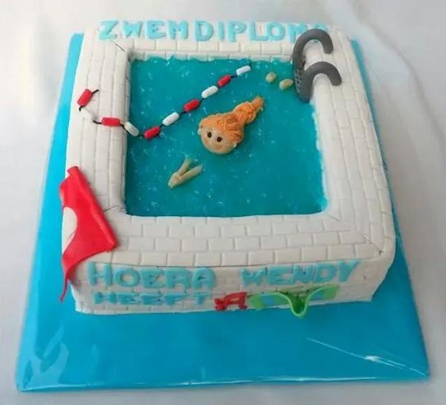Swimmingpool - Decorated Cake by Droomtaartjes - CakesDecor