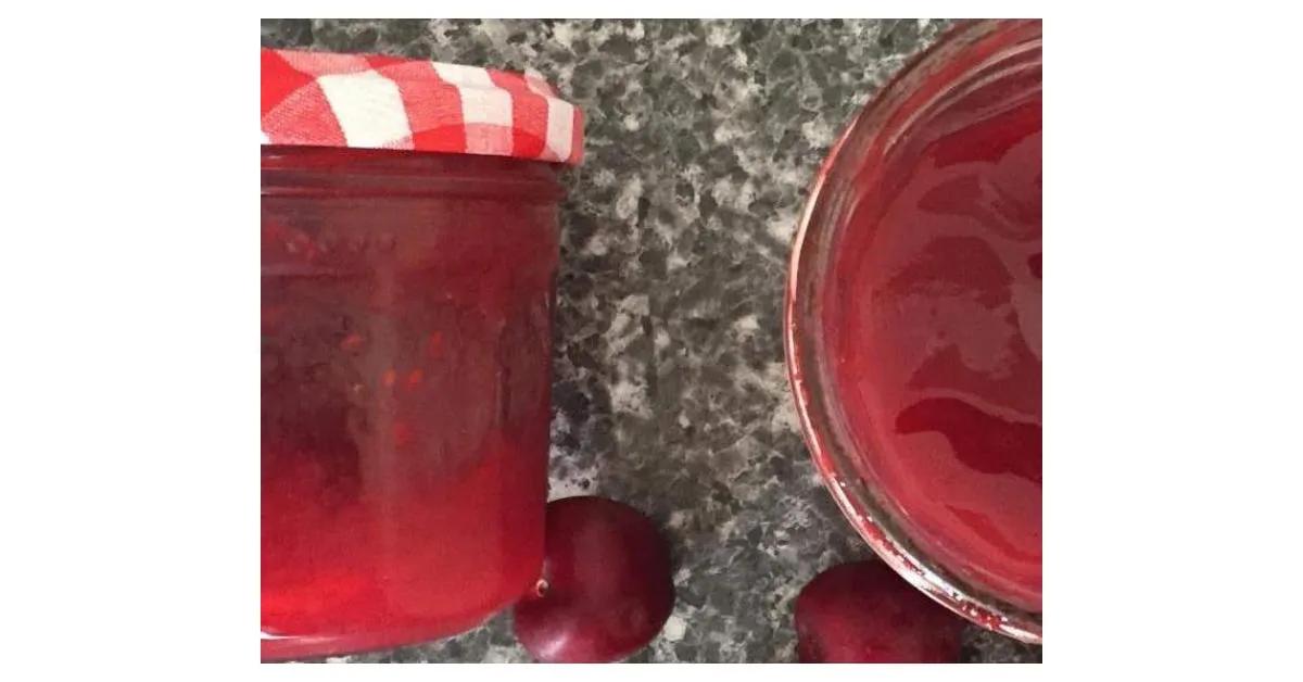 Leckere Erdbeere-Kirsch Marmelade von Sweswety. Ein Thermomix ® Rezept ...