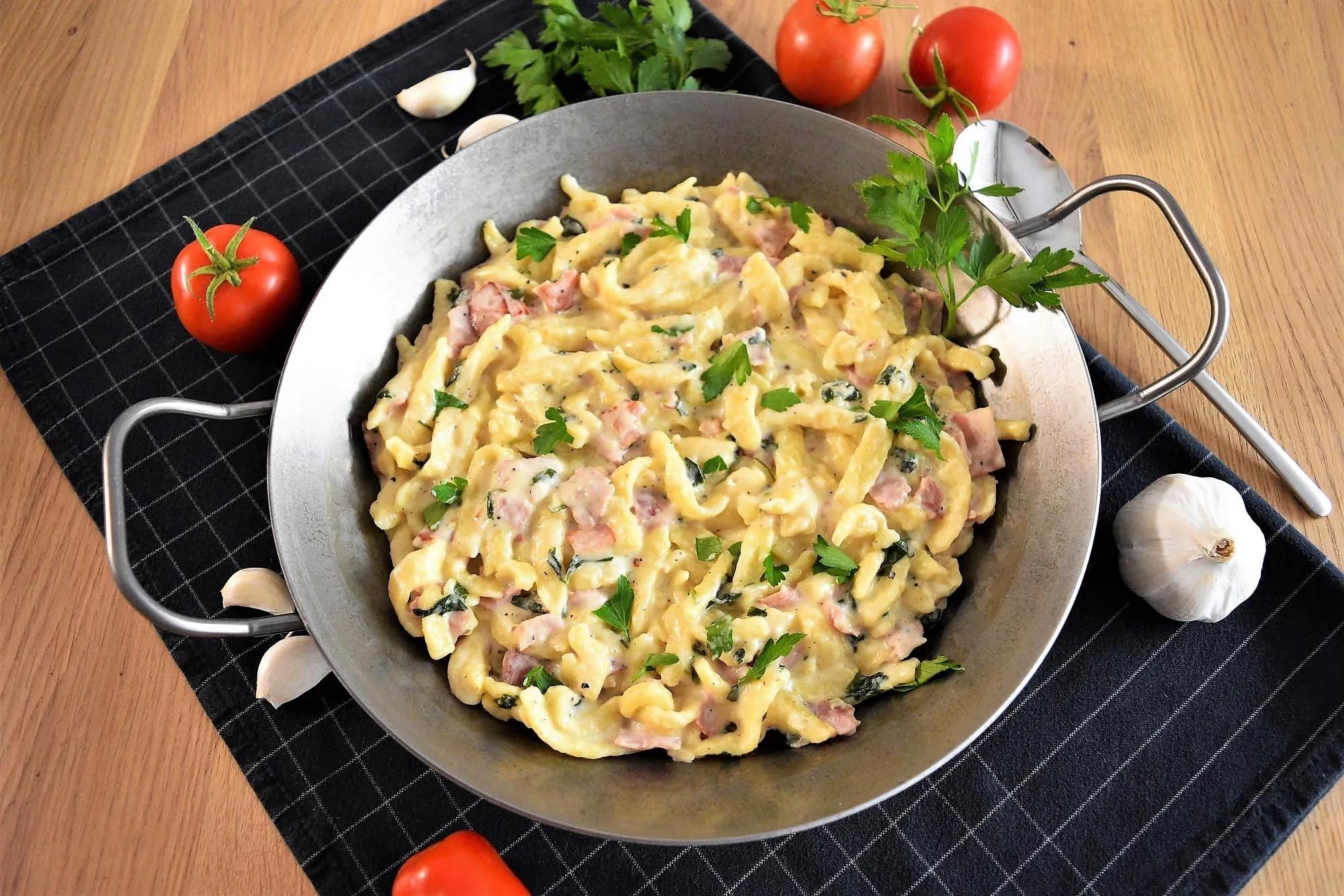 Käse-Schinken-Sahne Spätzle