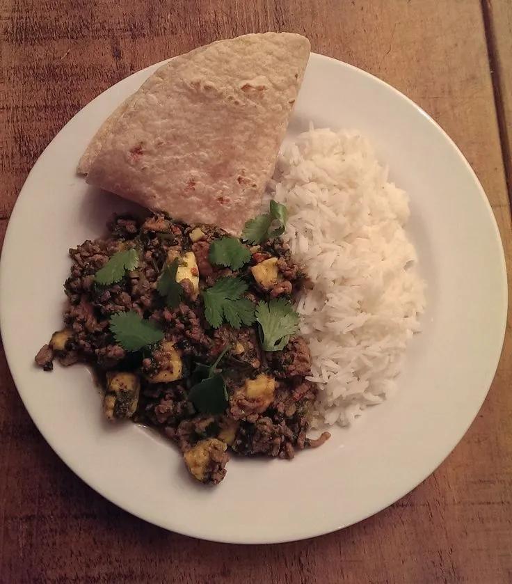 Beef Keema Curry with Spinach &amp; Paneer | Beef keema, Paneer, Indian ...
