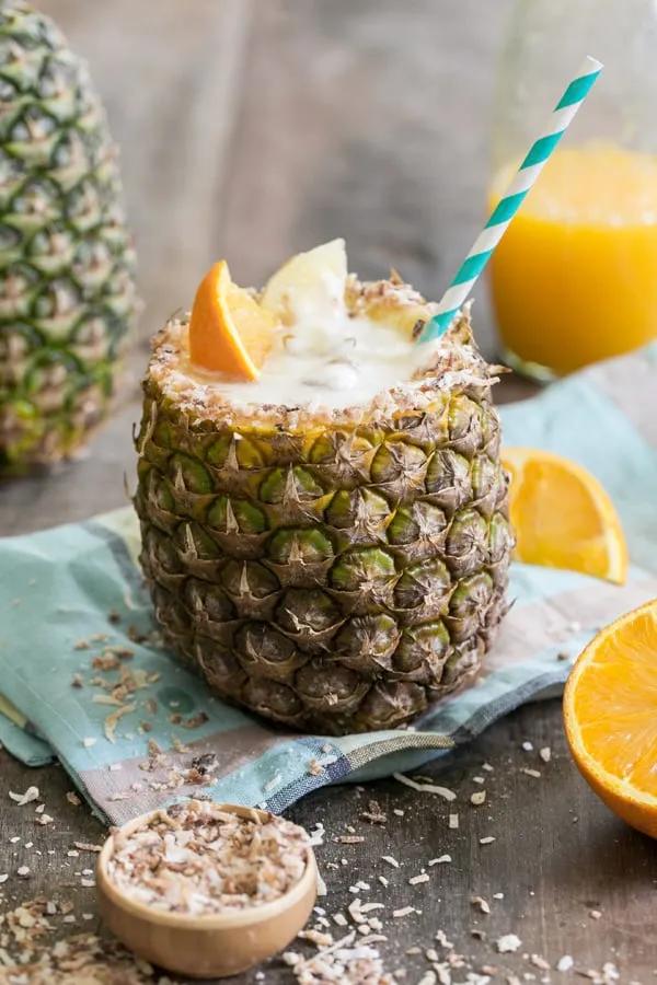 How to Make a Toasted Coconut Pineapple Cocktail in a Pineapple Cup ...