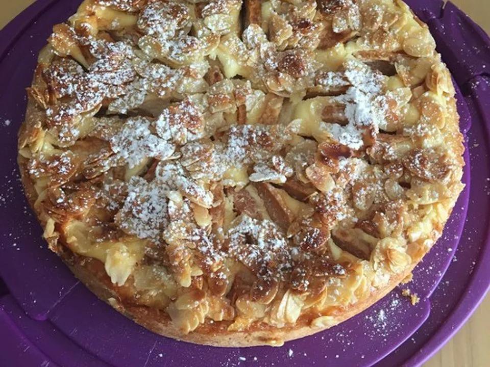 Apfel-Käsekuchen mit Bienenstich-Kruste von deadmidnight| Chefkoch