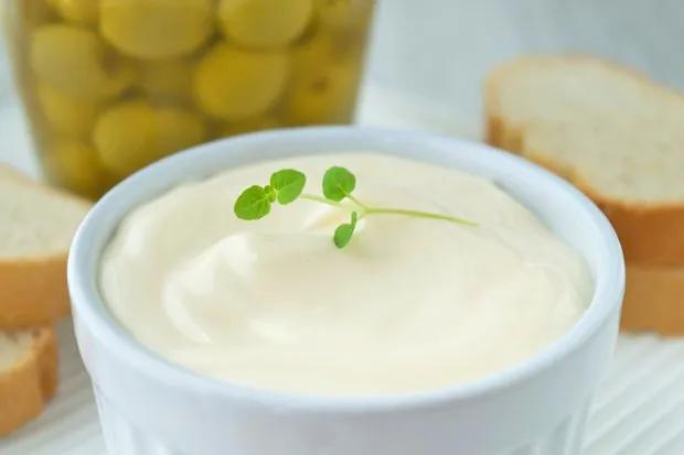 Einfache Aioli - Rezept - GuteKueche.ch