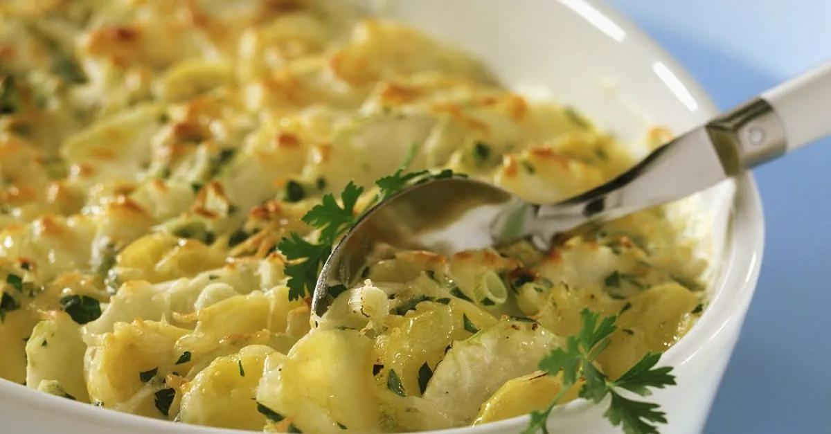 Kartoffelgratin mit Kohlrabi Rezept | EAT SMARTER