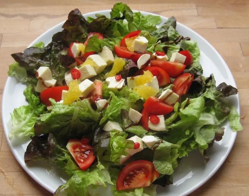 Barbaras Spielwiese: Fruchtiger Salat mit Hähnchen