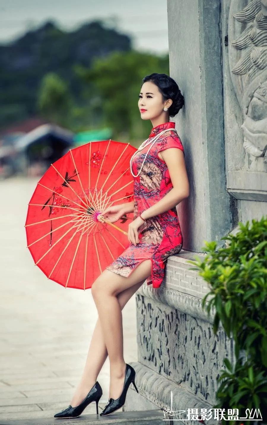 Qipao Oriental Dress, Oriental Fashion, Asian Fashion, Chinese ...