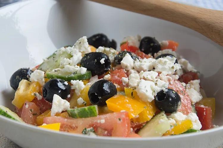 Griechischer Salat - Rezept | GuteKueche.de