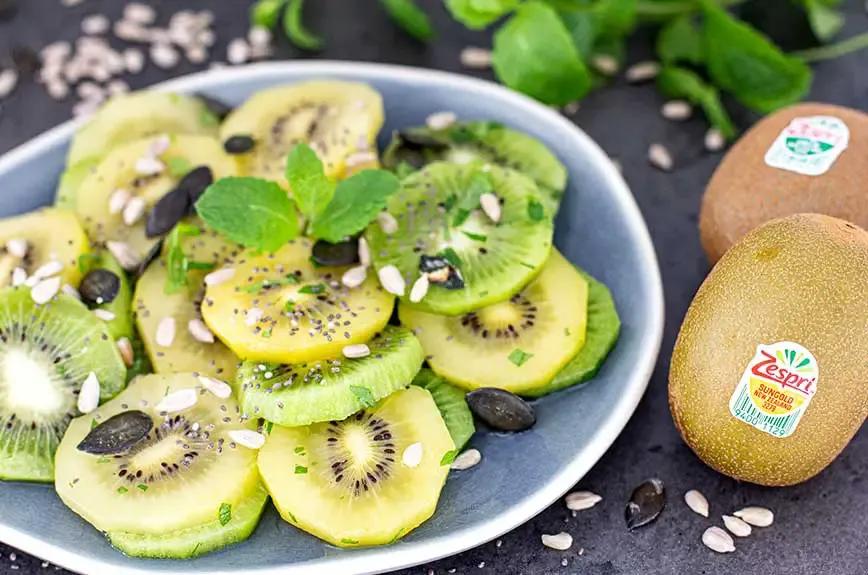 Kiwi-Salat - WirEssenGesund