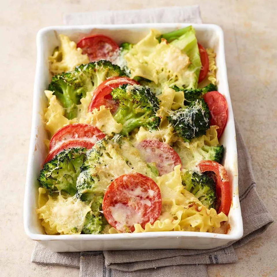 Broccoli-Nudel-Auflauf mit Tomaten Rezept - [ESSEN UND TRINKEN]