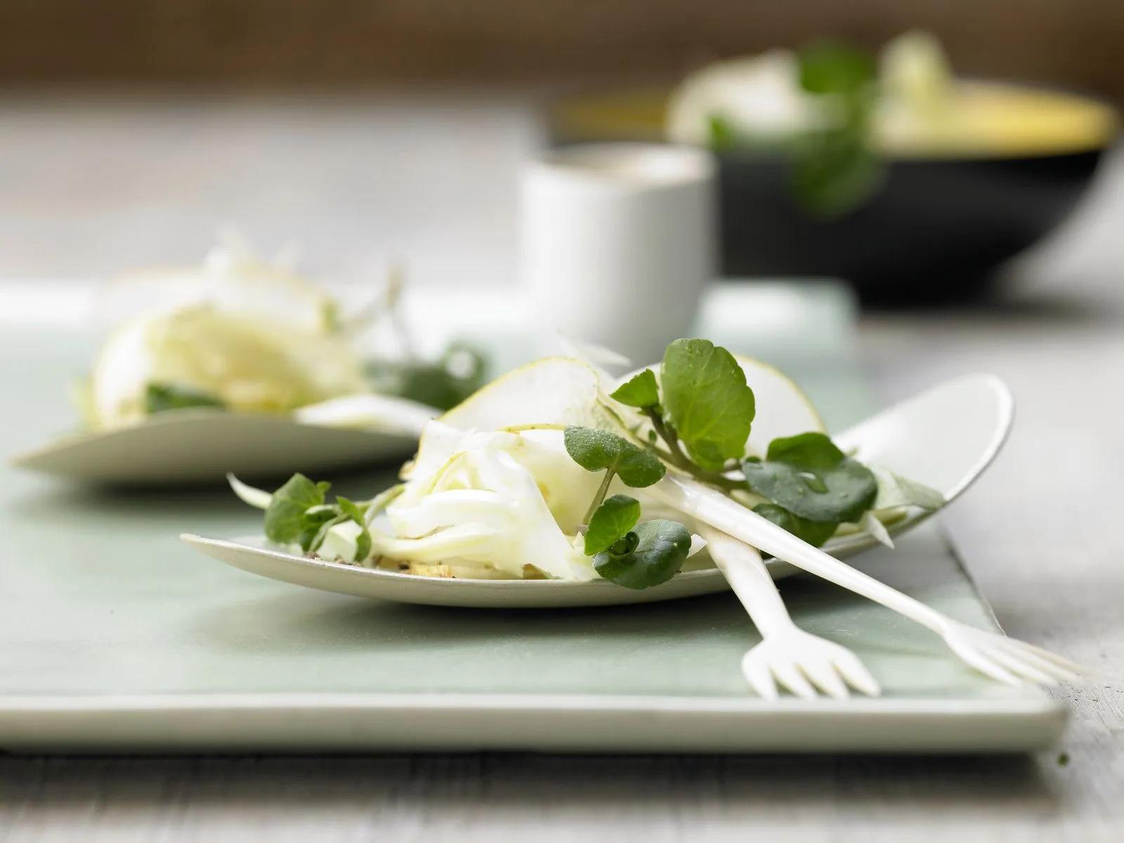 Fenchel-Birnen-Salat Rezept | EAT SMARTER