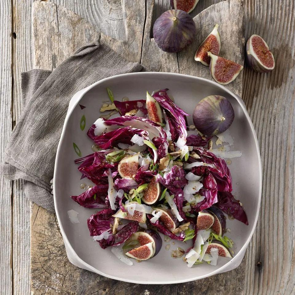 Radicchio-Salat mit Feigen und Pekannüssen | BRIGITTE.de