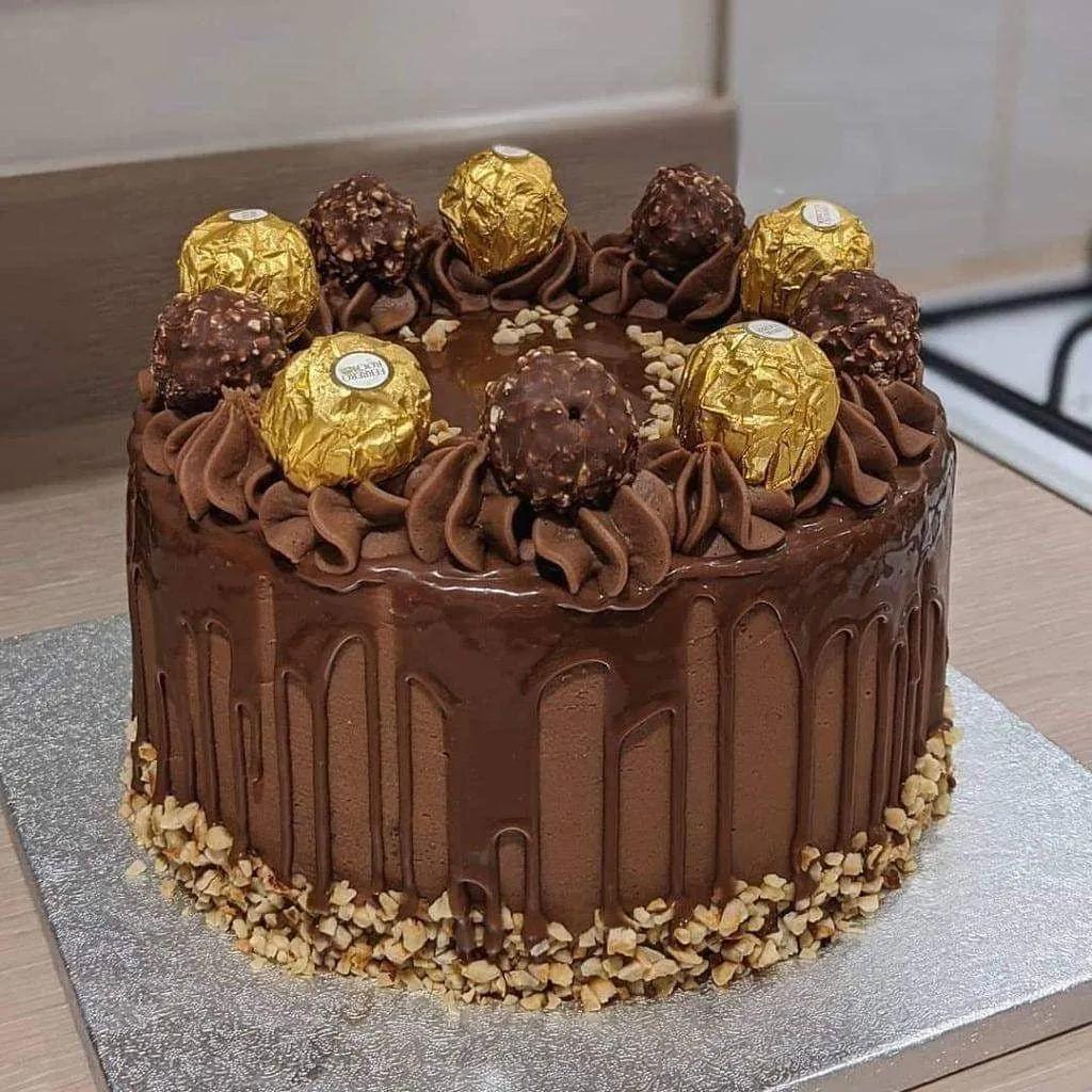 Ferrero Rocher Showstopper Cake | Chocolate drip cake, Chocolate cake ...