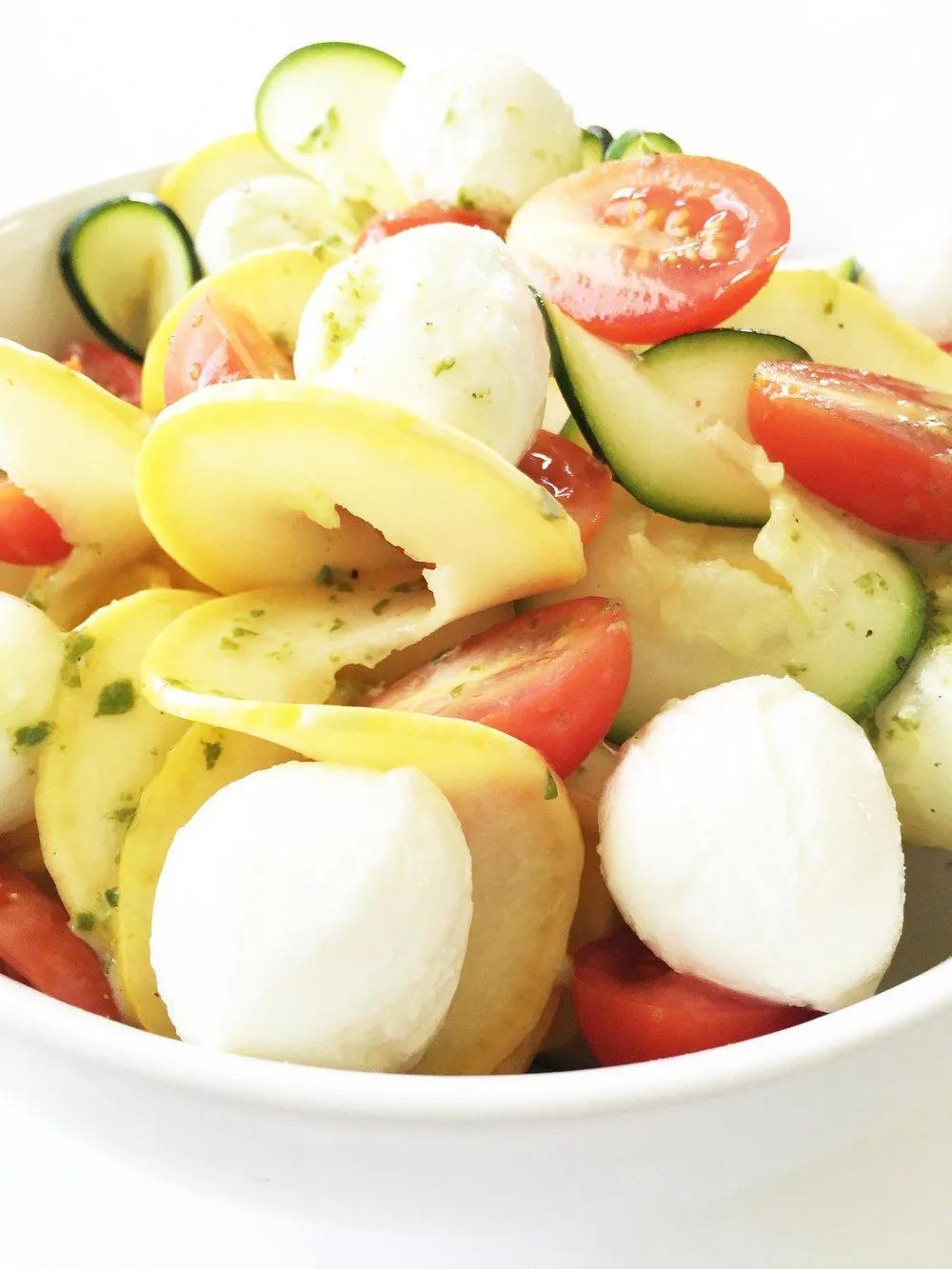Zucchini Noodle &amp; Mozzarella Salad with Lemon Basil Vinaigrette (The ...