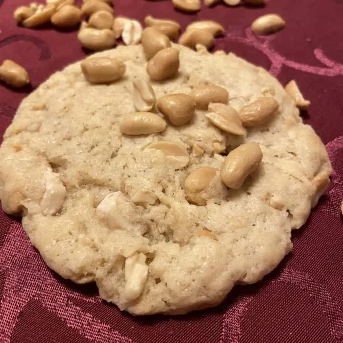 Rezept Amerikanische XXL Erdnuss-Cookies mit weißer Schokolade ...