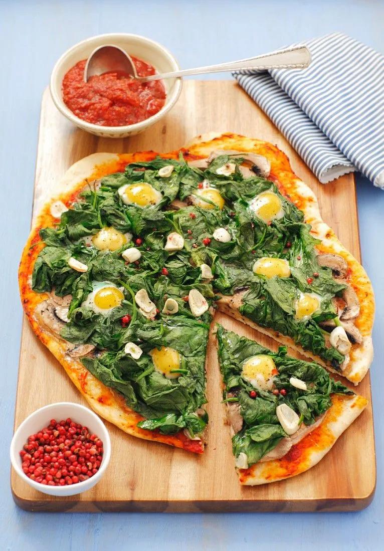 Spinach Pizza with Egg recipe | Eat Smarter USA