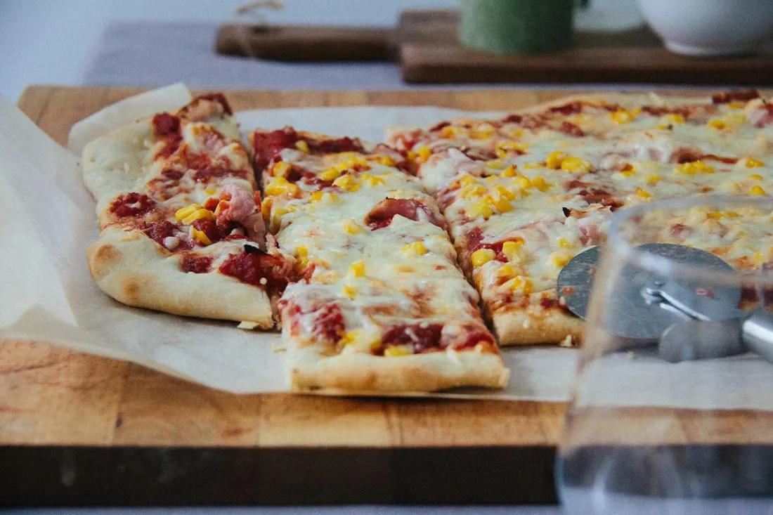 Einfacher Pizzateig – Mei liabste Speis