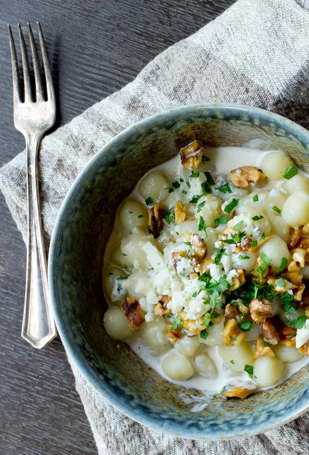 Gnocchi with Gorgonzola Sauce and Walnuts - The Gourmet Gourmand