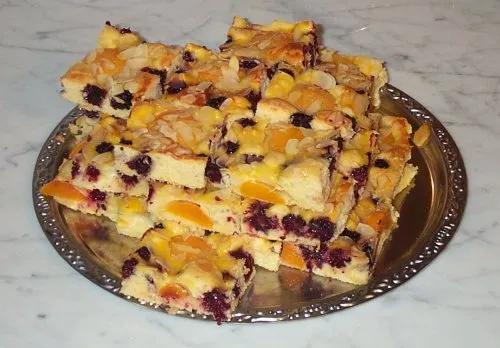 Pfirsich-Brombeer-Kuchen