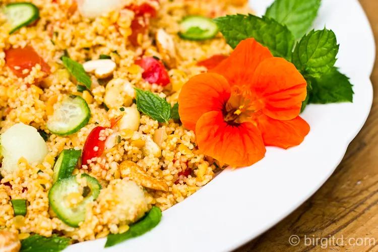 Couscous-Salat mit roten Linsen, Paprika, Gurke &amp; Melone – Birgit D
