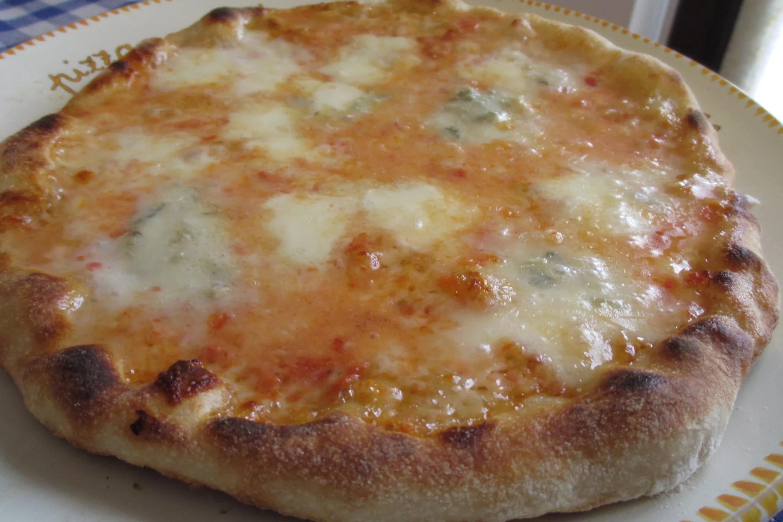 Pizza ai quattro formaggi -Four Cheeses Pizza | PadCook.com