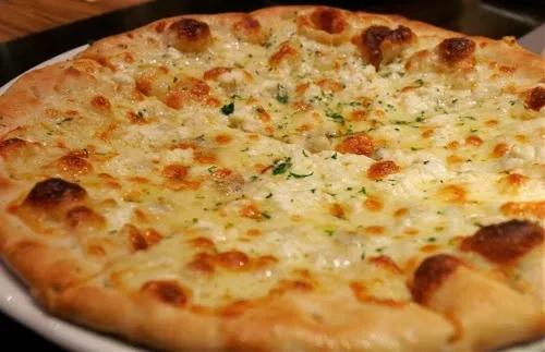 AgneseItalianRecipes: 4 Cheese Pizza recipe : Pizza ai 4 formaggi