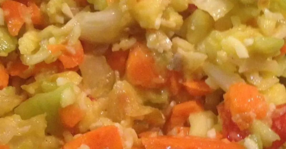 Apfel-Möhren-Gurken Salat | Rezept | Rezepte, Salat, Gurkensalat thermomix