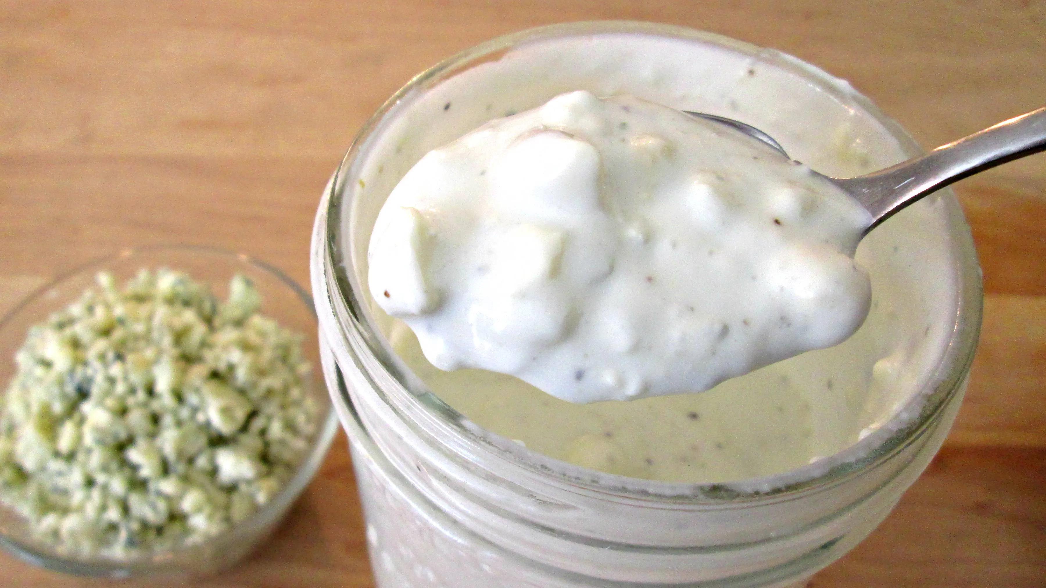How to make: Blue cheese french dressing