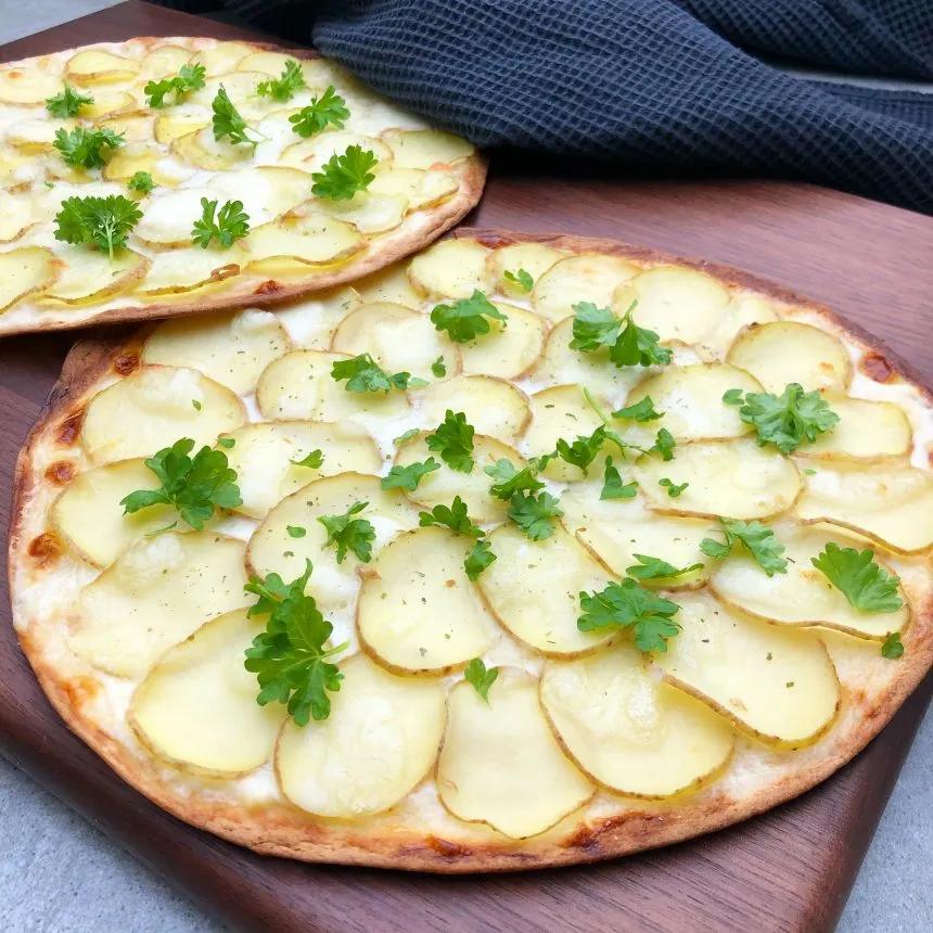 Tortilla pizza med kartoffel - Aftensmad på 15 minutter - Mummum.dk