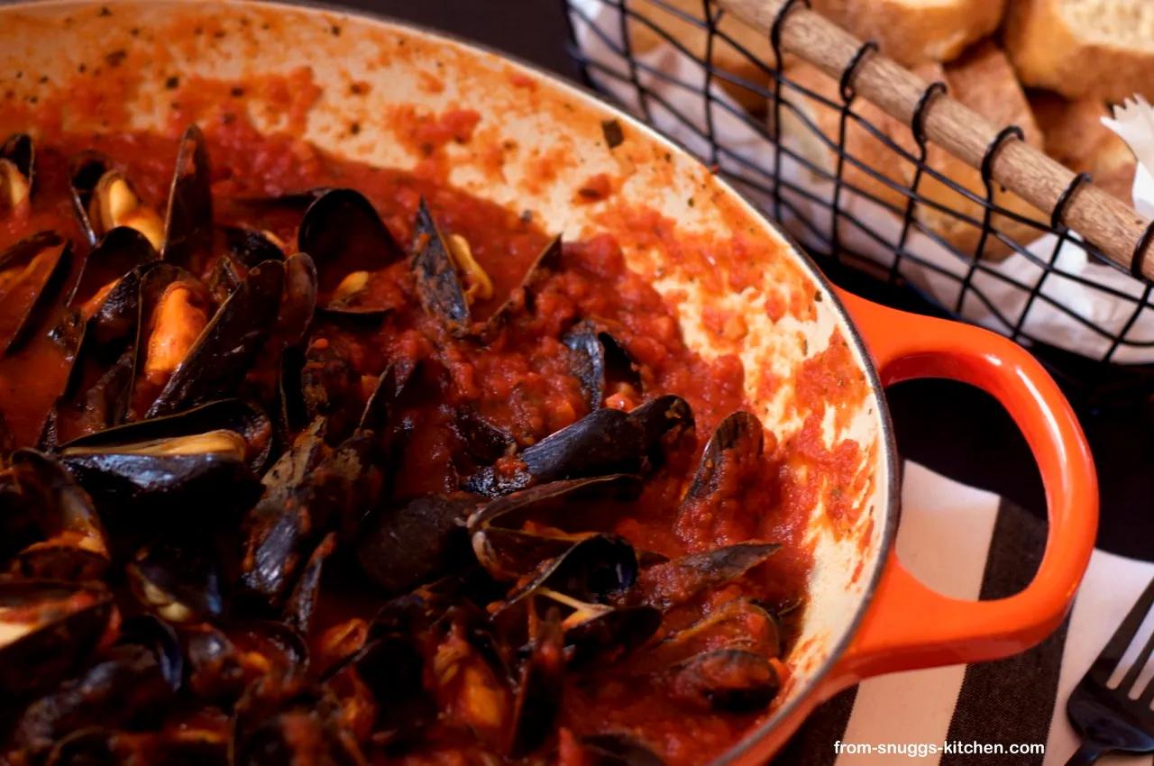 Auf die italienische Art - Muscheln in Tomatensugo - From-Snuggs-Kitchen