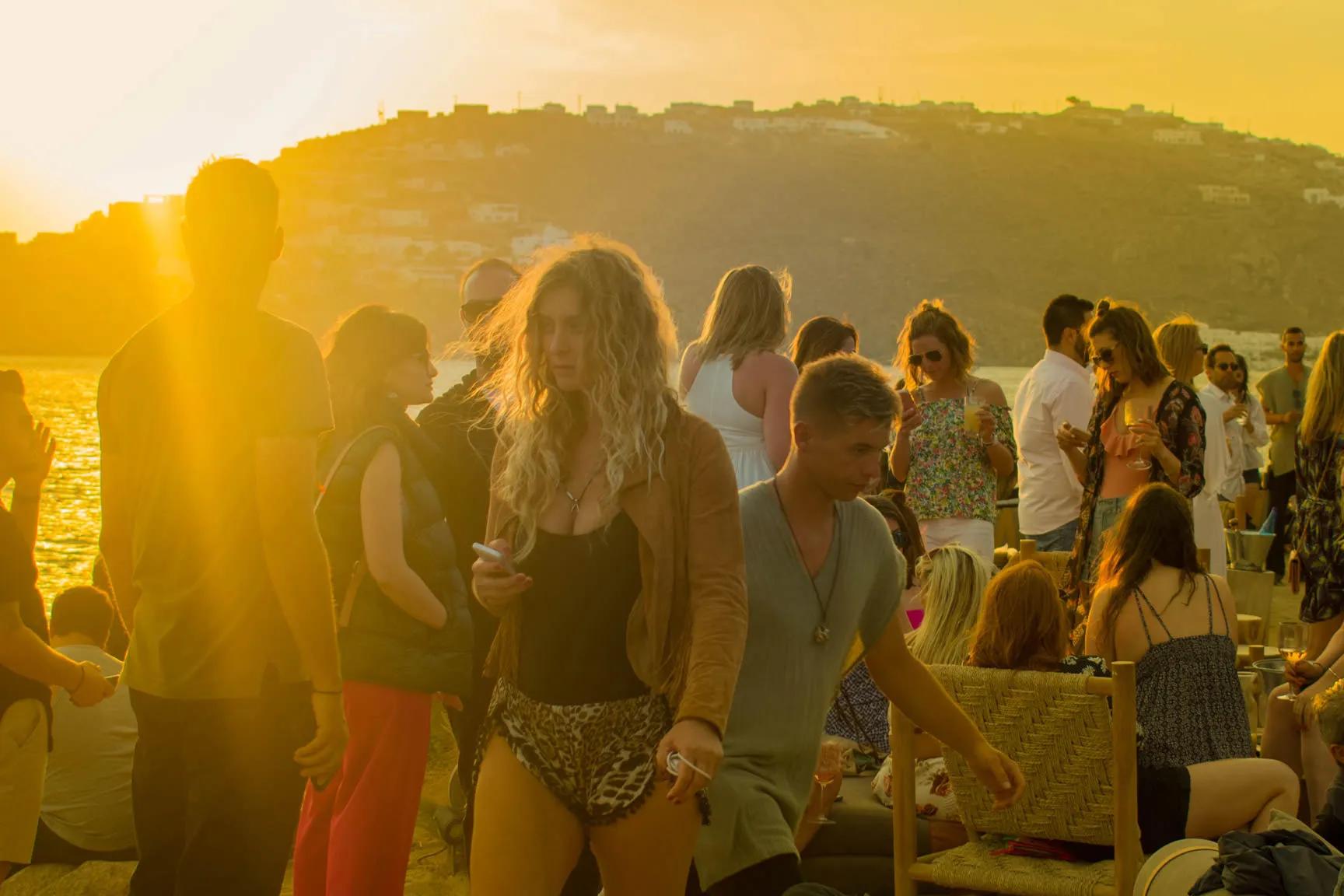 Sommer, Sonne, Strand: Das sind die besten Partyorte! | Helbling Reisen ...