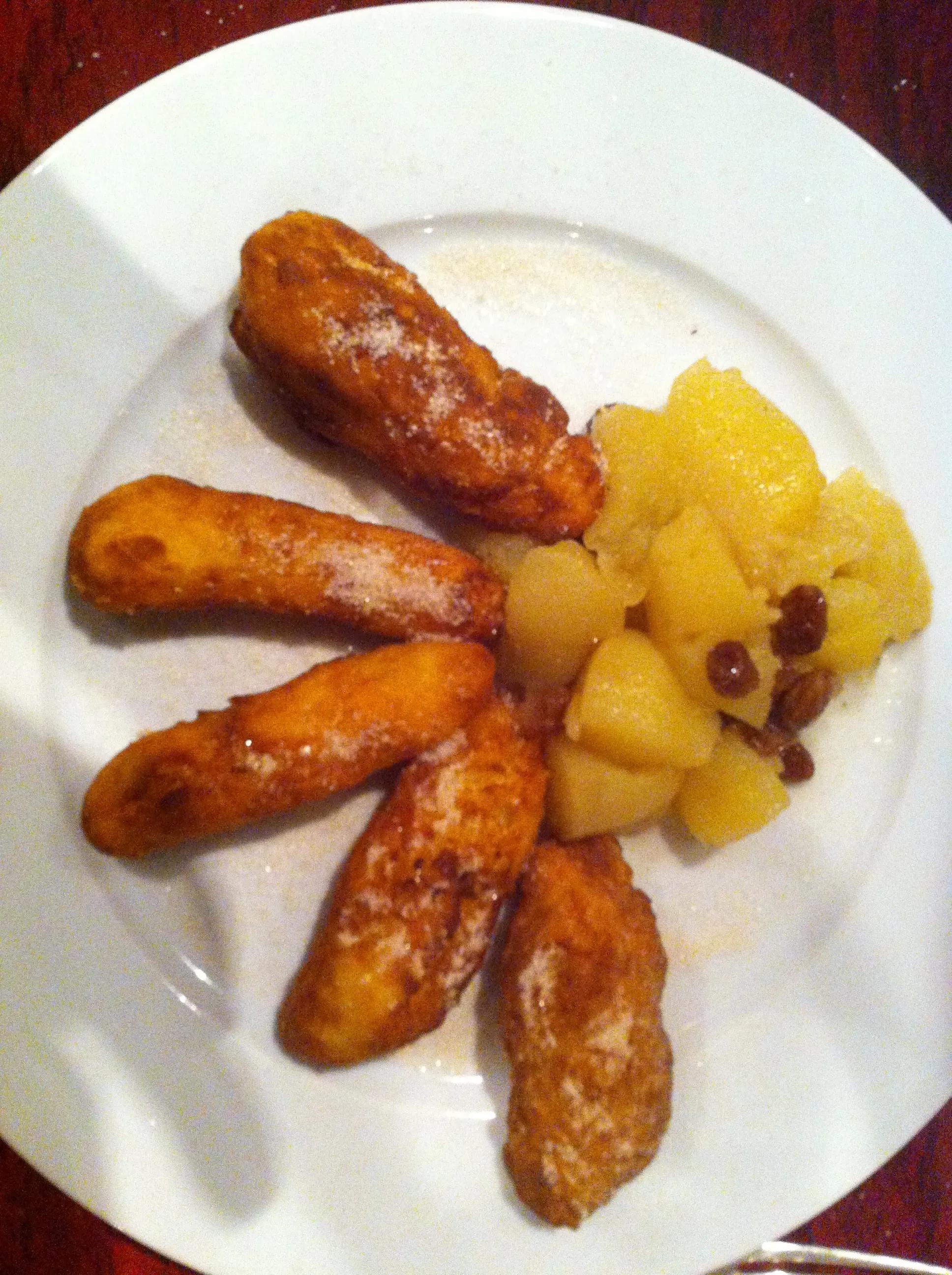 Allgäuer Kartoffelnudeln mit Apfelkompott – Essen &amp; Genuss