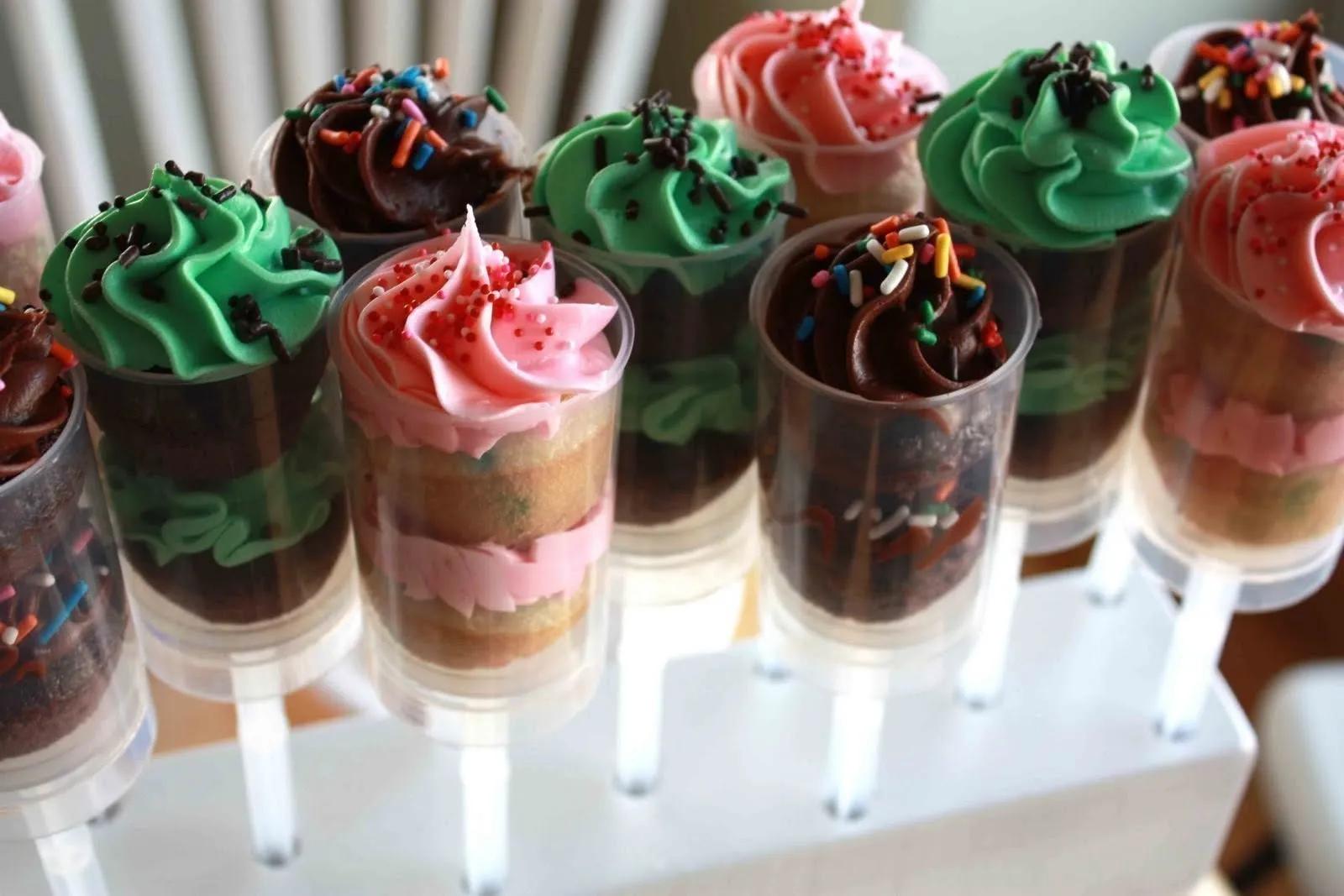 Push Pop Cakes · How To Bake Cake Pops · Cooking, Baking, and Food ...