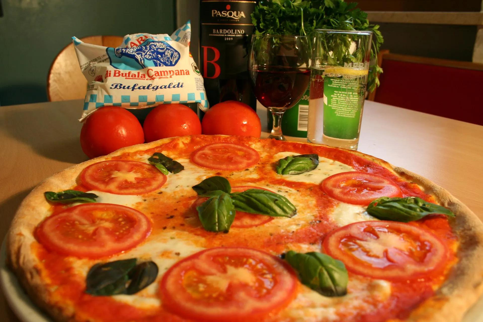 Italienisches Lebensgefühl in der Ferienregion Vinschgau: Leichte Pizza ...
