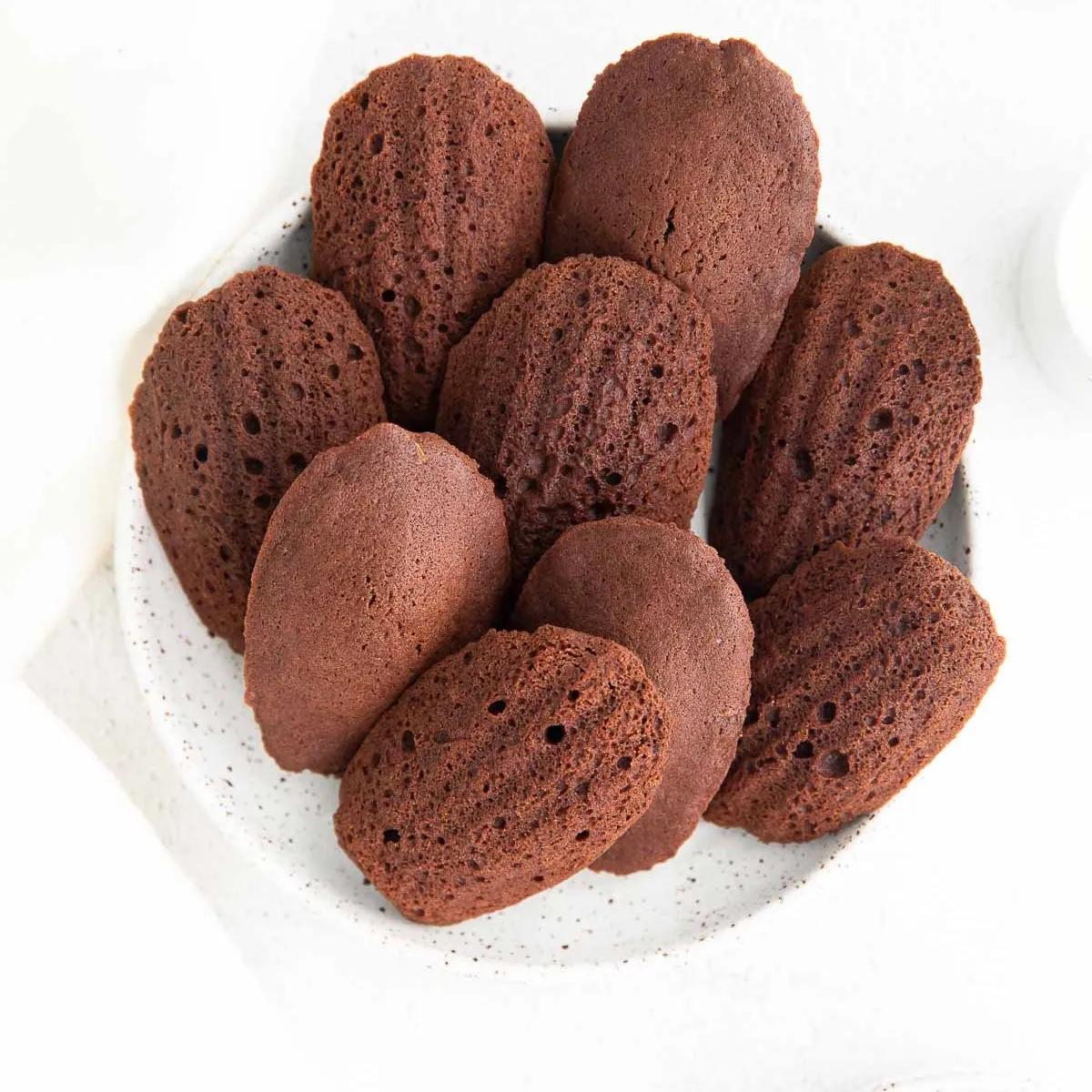Chocolate Madeleines | Easy Cookie Recipes