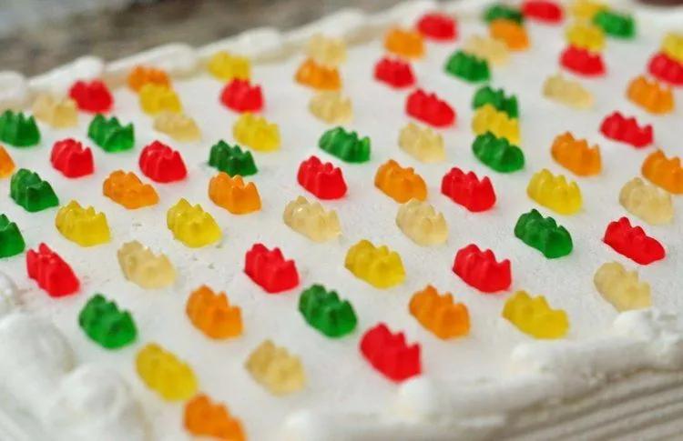 Gummibärchen Torte: faszinierende Idee zum KIndergeburtstag | Gummy ...