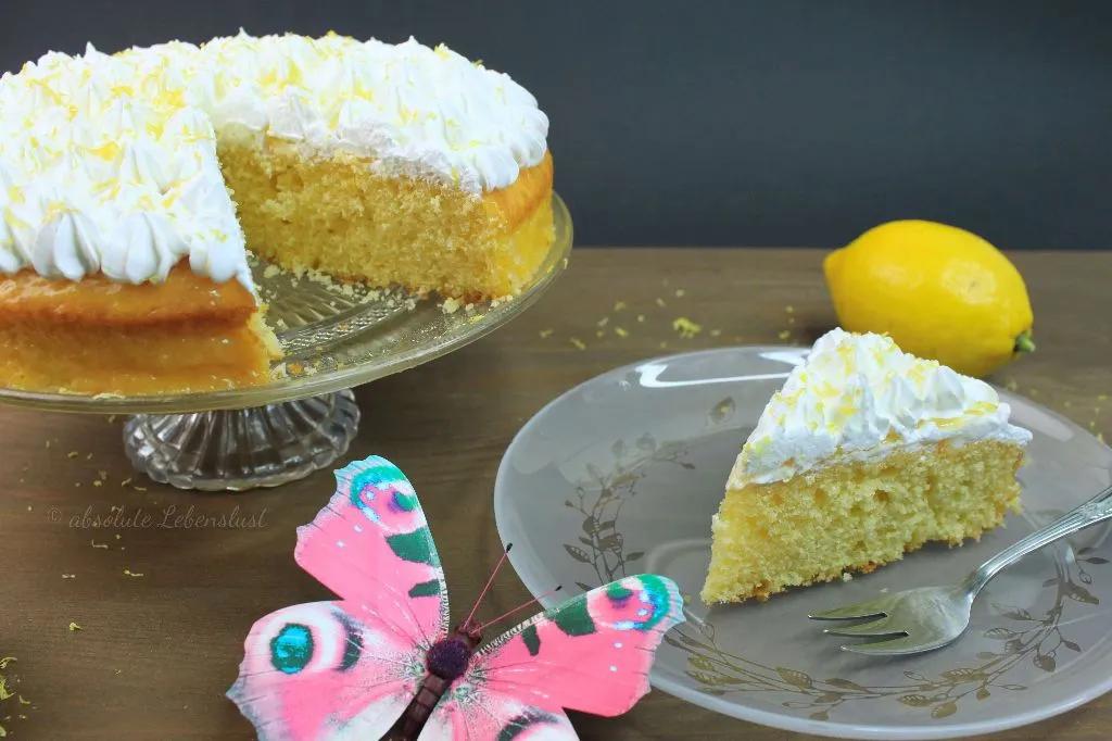 Buttermilch Zitronenkuchen mit Lemon Curd &amp; Baiser | absolute Lebenslust