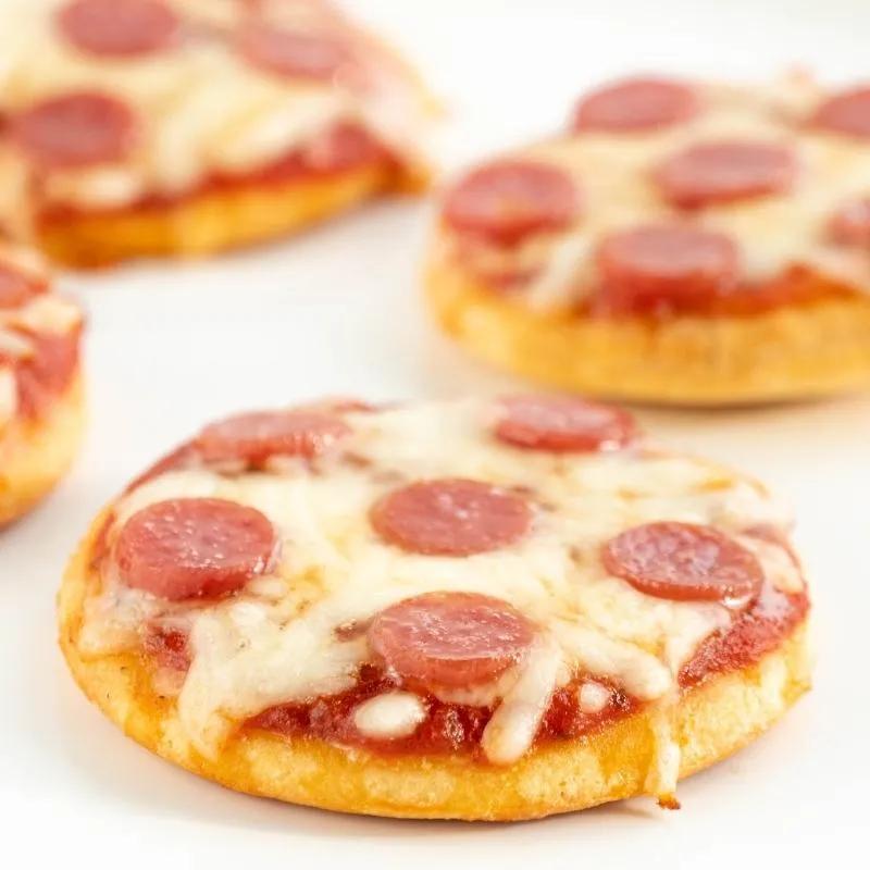 Leckere Low Carb Mini Pizzen selber machen | Koch Keto
