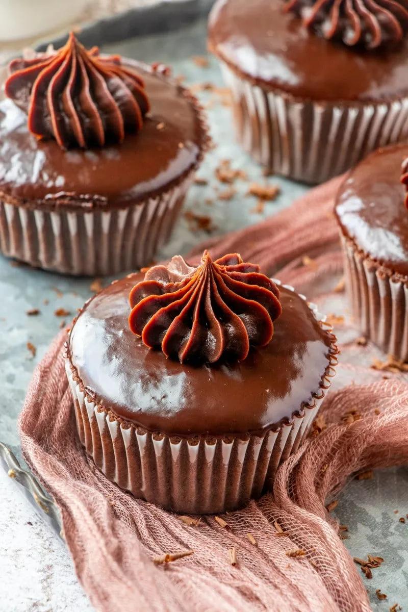 Chocolate Cupcakes with Chocolate Ganache - Recipe Girl